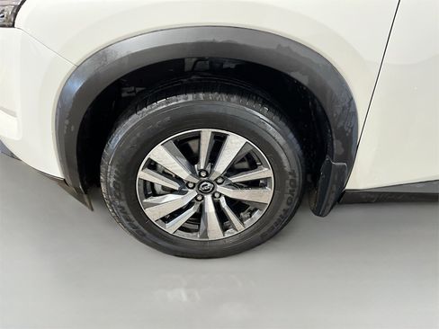 Used 2023 Nissan Pathfinder SL image 33