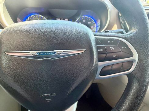 Used 2021 Chrysler Voyager Lxi FWD image 67