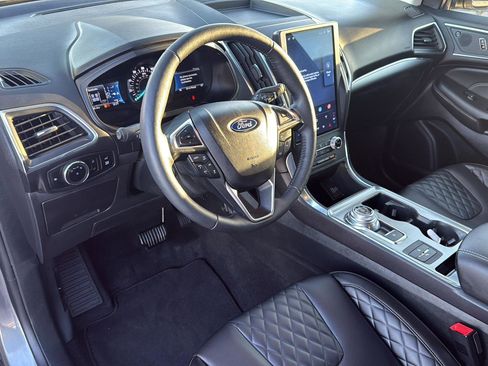 Used 2024 Ford Edge Titanium w/ Equipment Group 301A AWD/4WD image 15