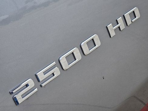 New 2026 Chevrolet Silverado 2500 ZR2 image 15