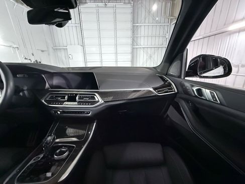 Used 2021 BMW X5 M50i w/ Executive Package image 51