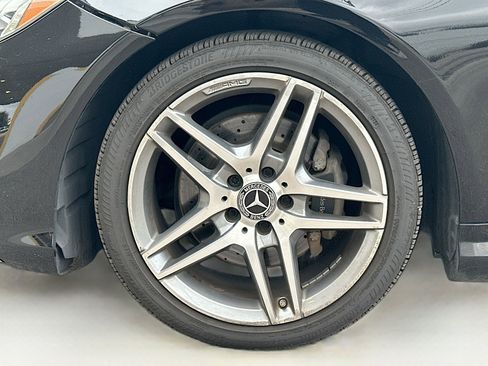 Used 2017 Mercedes-Benz E 400 E 400 image 35