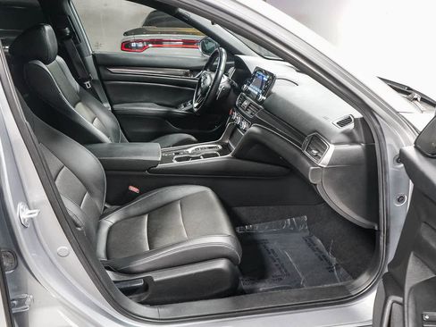 Used 2022 Honda Accord Sport image 14