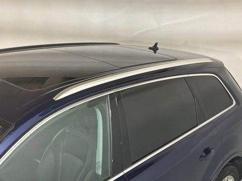 Used 2023 Audi Q7 2.0T Premium w/ Convenience Package image 23