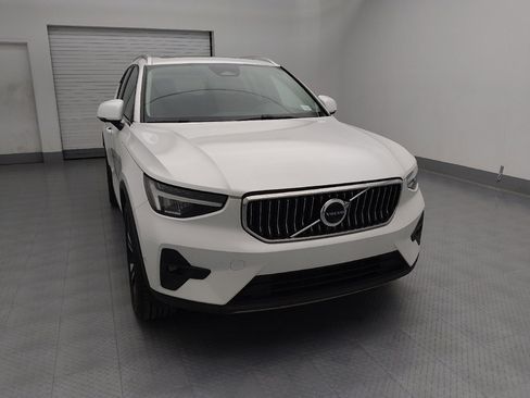 Used 2023 Volvo XC40 B5 Ultimate w/ Protection Package Premier image 14