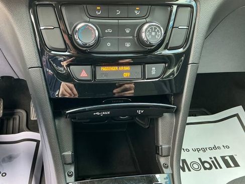 Used 2022 Buick Encore Preferred w/ Safety Package image 9