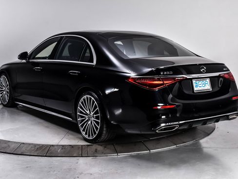 Used 2023 Mercedes-Benz S 580 4MATIC Sedan image 4