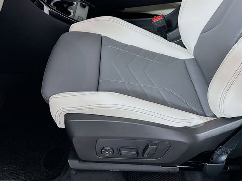 New 2026 BMW X1 xDrive28i w/ Technology Package image 21