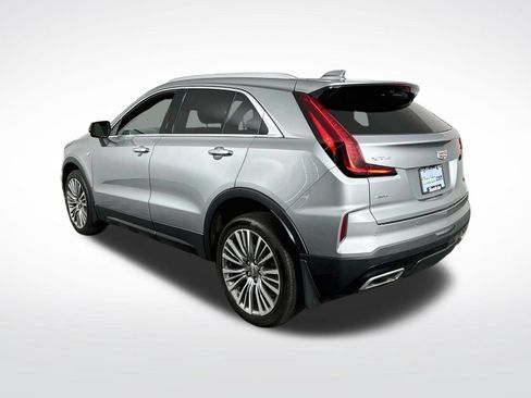 Used 2024 Cadillac XT4 Premium Luxury w/ Technology Package AWD/4WD image 6