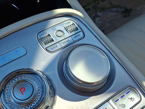 Certified 2026 Genesis G90 3.5T AWD/4WD image 19