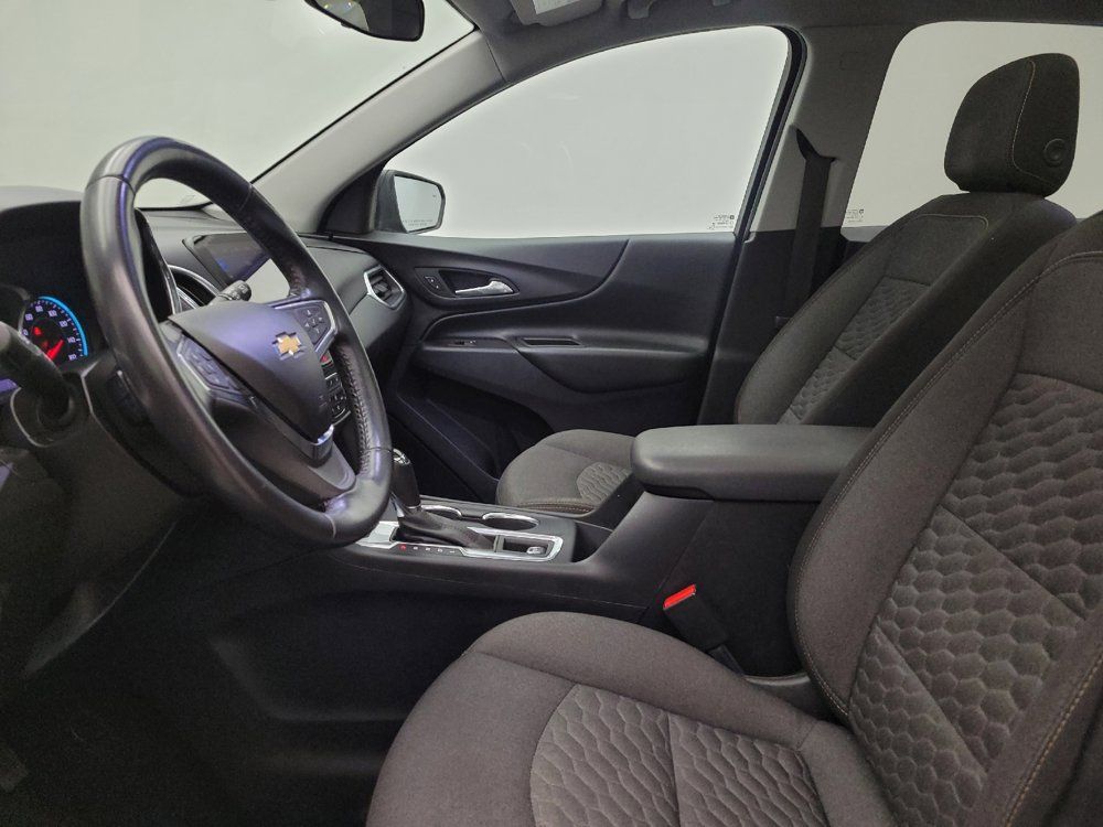 Used 2019 Chevrolet Equinox LT w/ Sun & Navigation Package AWD/4WD image 17