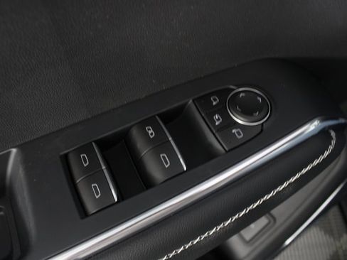 New 2026 GMC Acadia Denali image 17