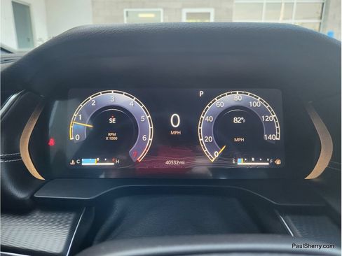 Used 2023 Jeep Grand Cherokee Altitude AWD/4WD image 29