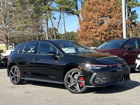 New 2026 Volkswagen GTI SE FWD image 1