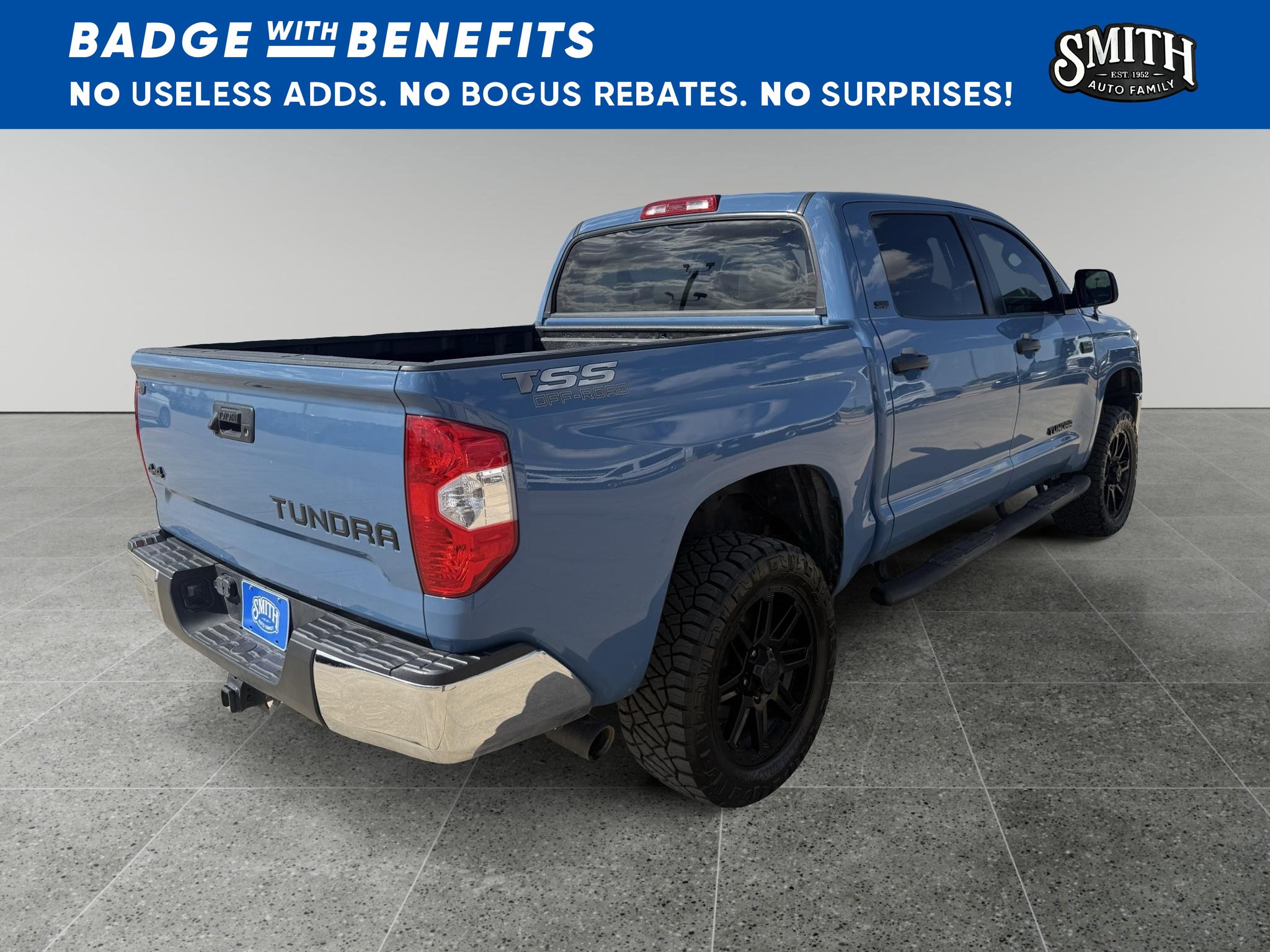 Used 2019 Toyota Tundra SR5 w/ SR5 Upgrade Package AWD/4WD image 4