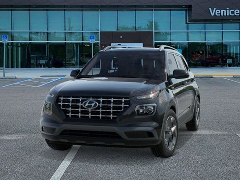 New 2026 Hyundai Venue SEL FWD image 6