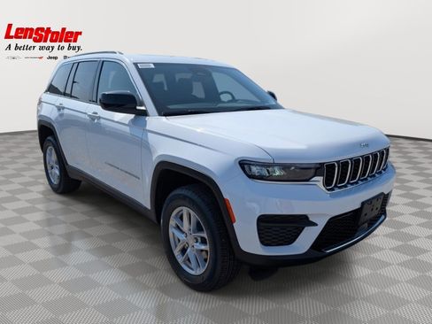 New 2026 Jeep Grand Cherokee Laredo X AWD/4WD image 4