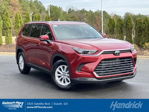 Used 2025 Toyota Grand Highlander FWD image 1