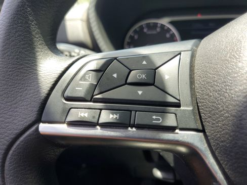 Used 2024 Nissan Sentra SV image 22