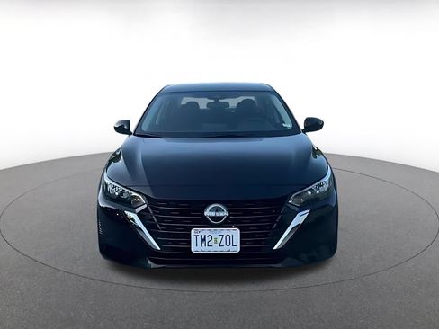Used 2025 Nissan Sentra SV FWD image 11