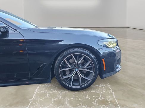 Used 2022 BMW 530i w/ M Sport Package image 14