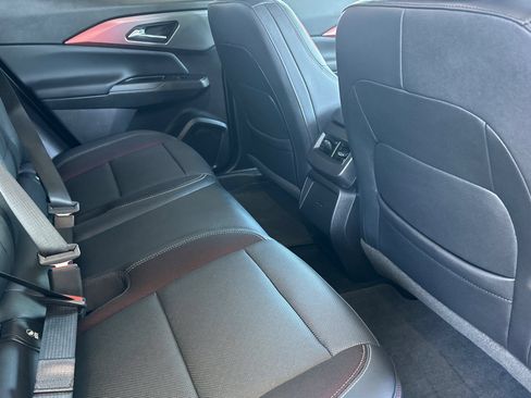 Used 2024 Chevrolet Equinox EV RS FWD image 24