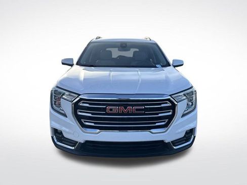 Used 2023 GMC Terrain SLT image 9