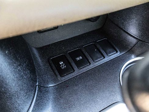 Certified 2016 Toyota Highlander XLE image 26