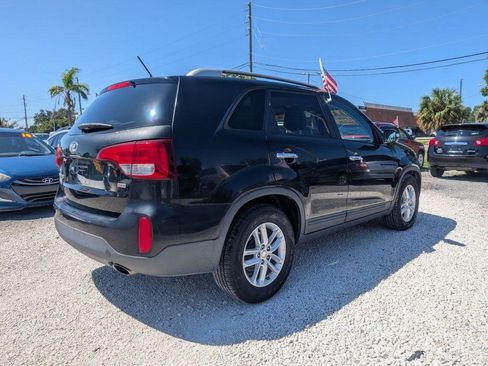 Used 2014 Kia Sorento LX w/ LX V6 Convenience Package image 5