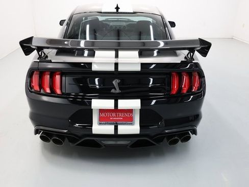 Used 2022 Ford Mustang Shelby GT500 w/ Carbon Fiber Track Pack image 59