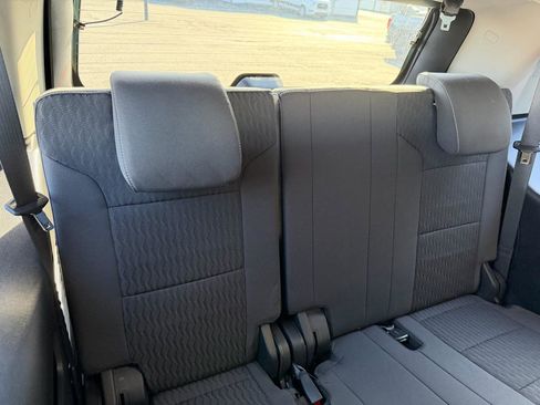 Used 2019 GMC Yukon SLE w/ SLE Value Package image 24