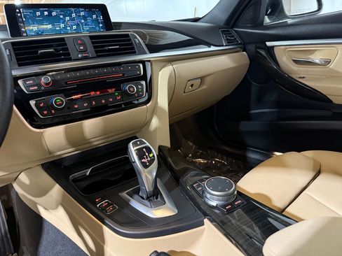 Used 2018 BMW 330i 330i w/ Convenience Package image 26