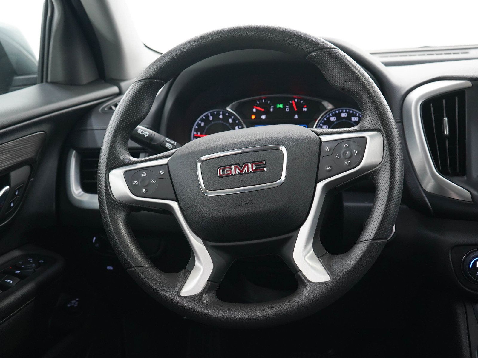 Used 2023 GMC Terrain SLE w/ Driver Convenience Package AWD/4WD image 17