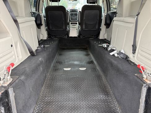 Used 2015 Dodge Grand Caravan SE w/ Quick Order Package 29E SE image 27