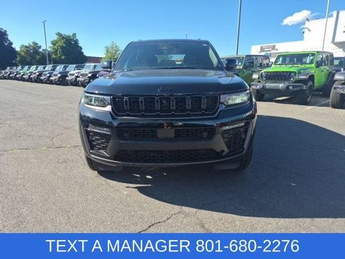 New 2026 Jeep Grand Cherokee Limited AWD/4WD image 2