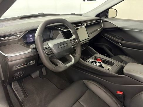 New 2026 Jeep Cherokee Overland w/ Advanced Pro Tech Group AWD/4WD image 9