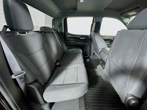 Used 2024 Chevrolet Silverado 1500 LT image 25