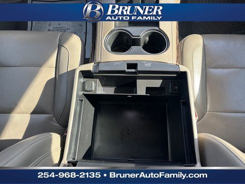 Used 2018 GMC Yukon SLT w/ Open Road Package image 22