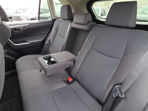 Used 2023 Toyota RAV4 LE FWD image 17