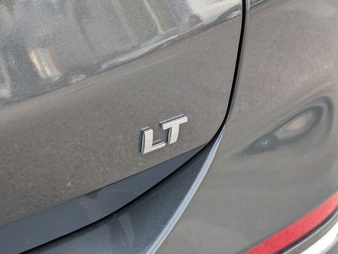 Used 2019 Chevrolet Equinox LT FWD image 10