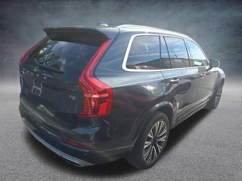 Used 2021 Volvo XC90 T5 Momentum AWD/4WD image 8