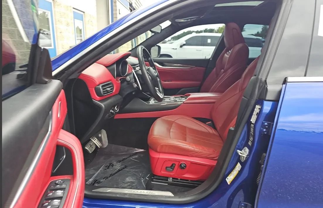 Used 2019 Maserati Levante GranSport AWD/4WD image 6