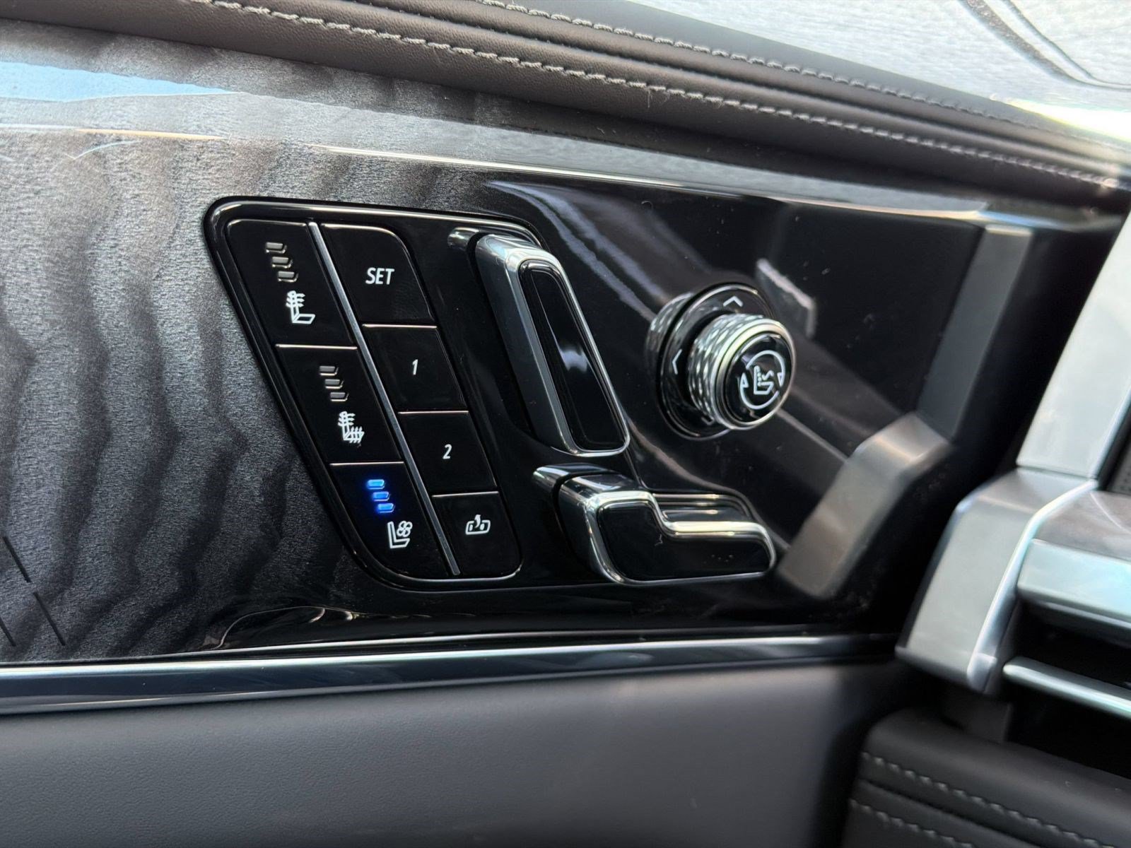 New 2026 Cadillac Escalade IQ Sport 2 AWD/4WD image 15