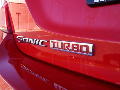 Used 2017 Chevrolet Sonic Premier image 6