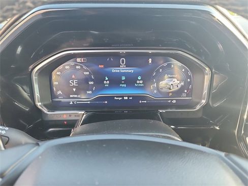 Certified 2024 Chevrolet Silverado 1500 High Country w/ Technology Package image 25