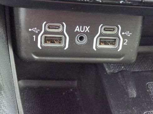 Used 2021 Dodge Durango R/T w/ Blacktop Package image 26