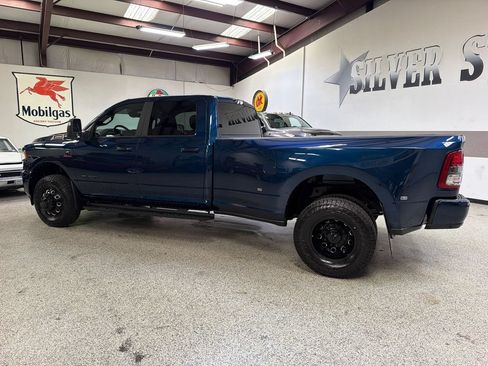 Used 2024 RAM 3500 Big Horn w/ Night Edition AWD/4WD image 4