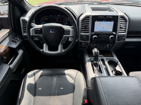 Used 2016 Ford F150 Platinum w/ Equipment Group 701A Luxury AWD/4WD image 13