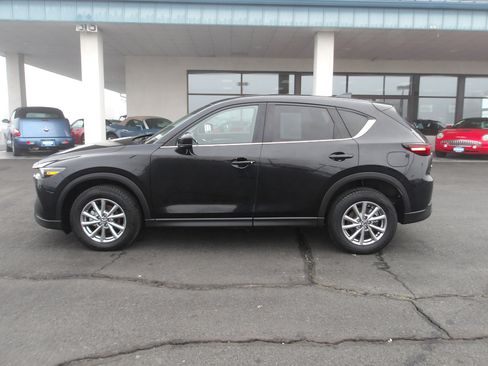 Used 2023 MAZDA CX-5 AWD 2.5 S w/ Preferred Package image 2