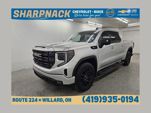 Used 2022 GMC Sierra 1500 Elevation w/ Elevation Premium Package AWD/4WD image 1